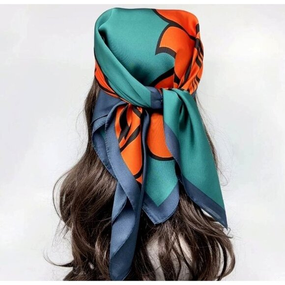 ❤️❤️Luxury Elegant Bandana Square Silky Scarf Floral Green Orange large Flowers - Picture 3 of 9